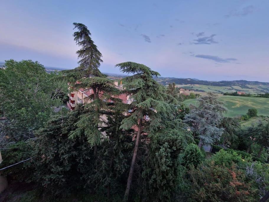 Lovely One-Bedroom Attic In An Ancient Village Bologna Exterior photo